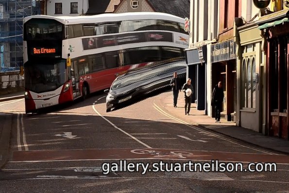 Stuart Neilson - 1c2 Bus on Parliament Bridge (video slit-scan)